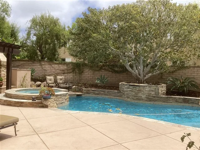 Inspection photo: spa pool and spa