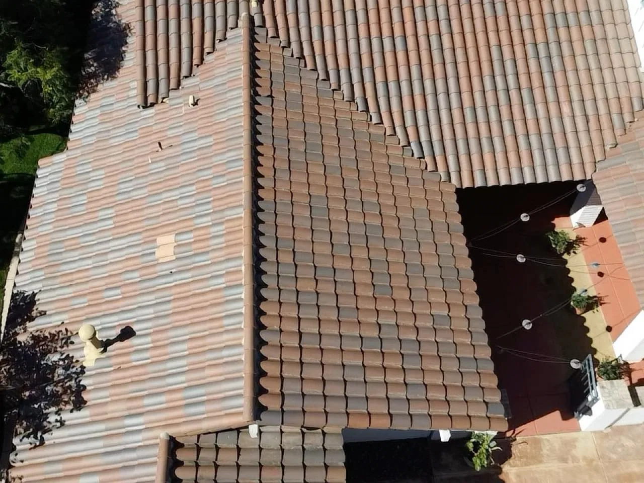 Inspection photo: aerial solar array over tile