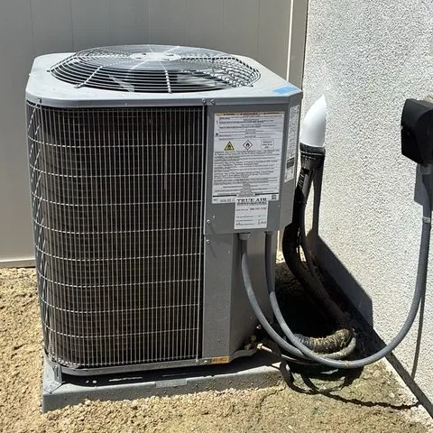 Air conditioning condenser