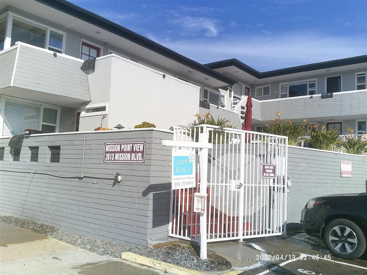 Apartment building at 2613 Mission Blvd 5 San Diego during a balcony and walkway inspection
