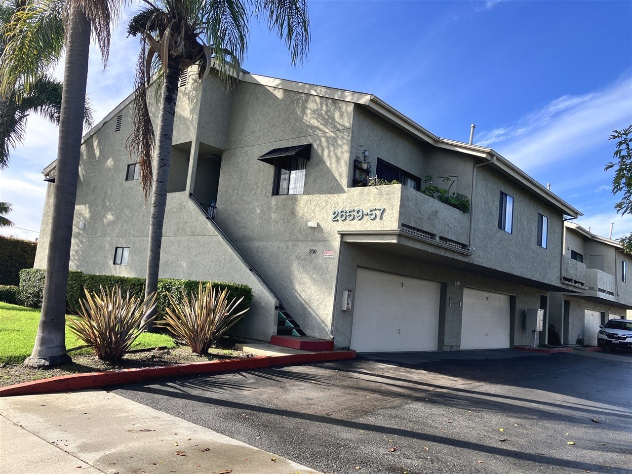 Apartment building at 2657 2659 Jefferson St Carlsbad during a balcony and walkway inspection