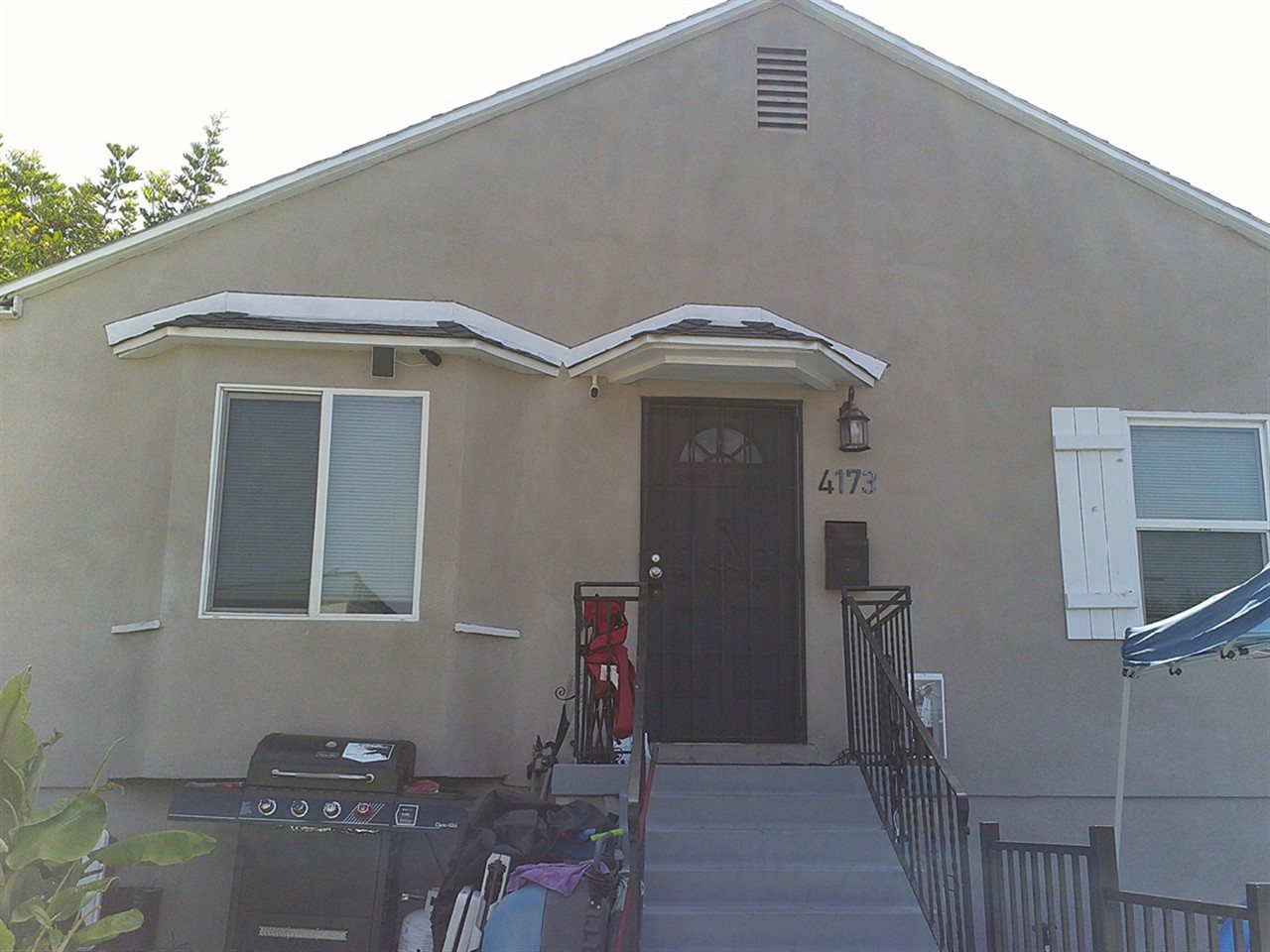 Apartment building at 4173 Altadena Ave San Diego during a balcony and walkway inspection