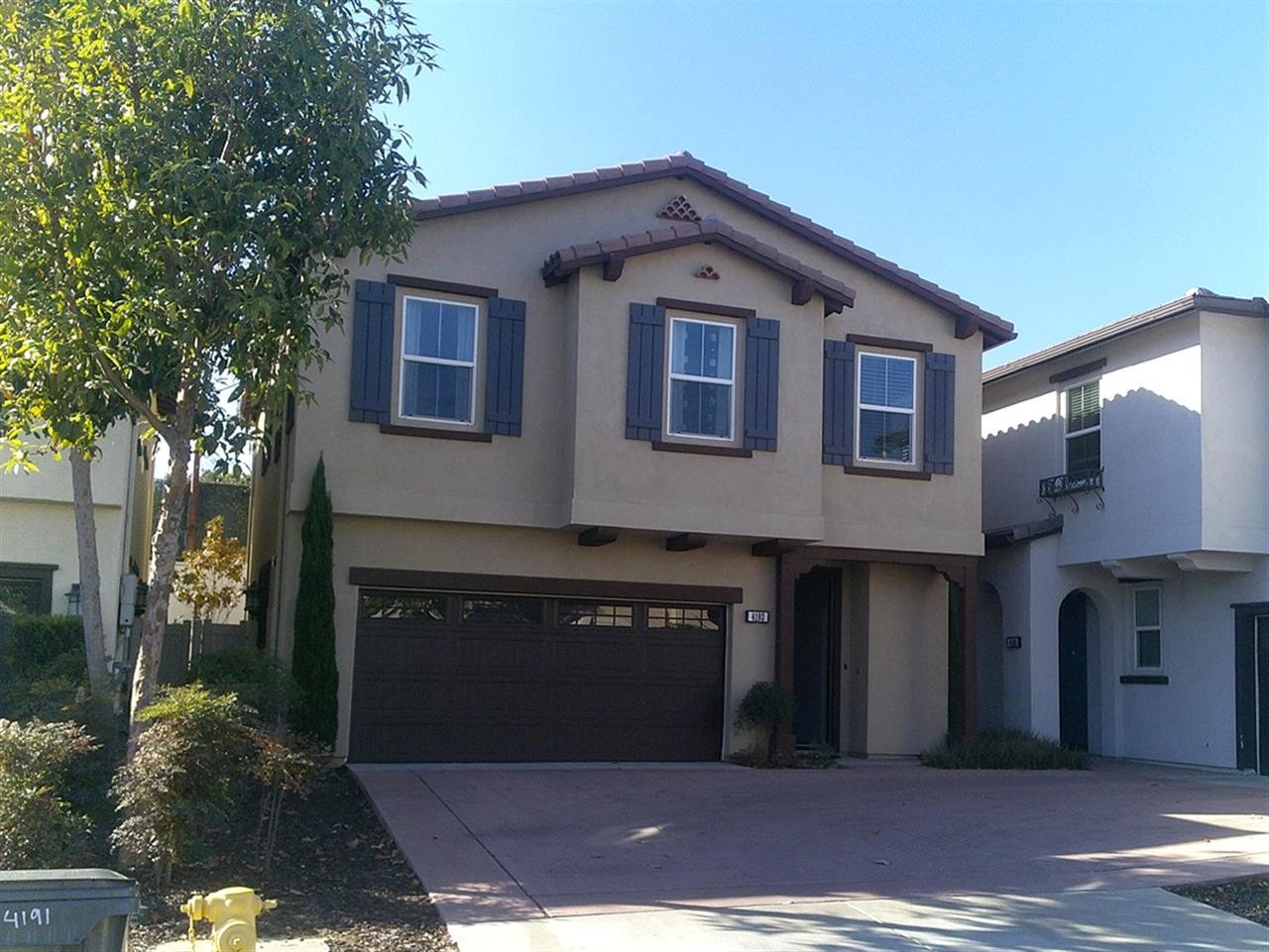 Apartment building at 4193 Archway Ln Oceanside during a balcony and walkway inspection